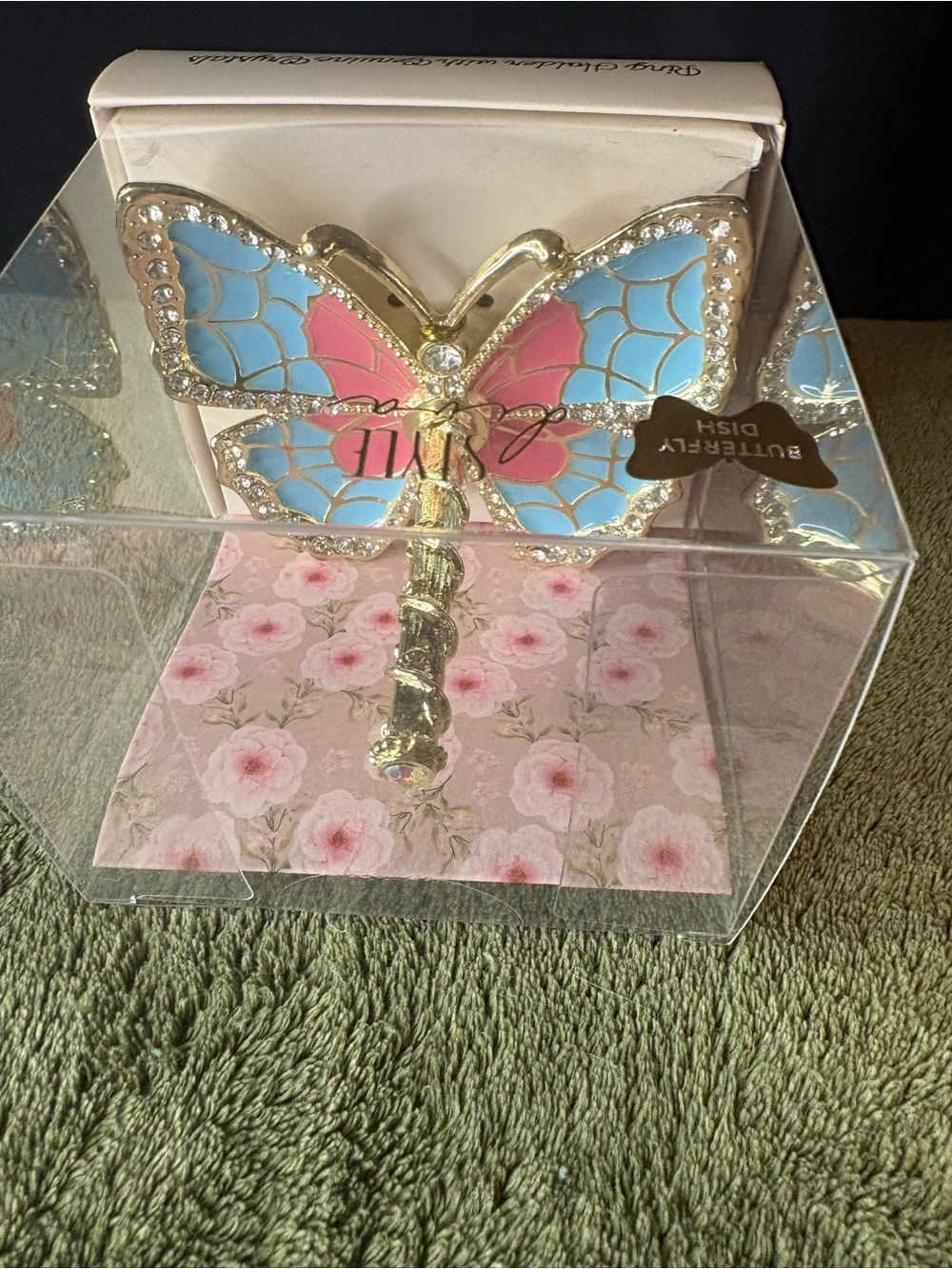 Ring holder